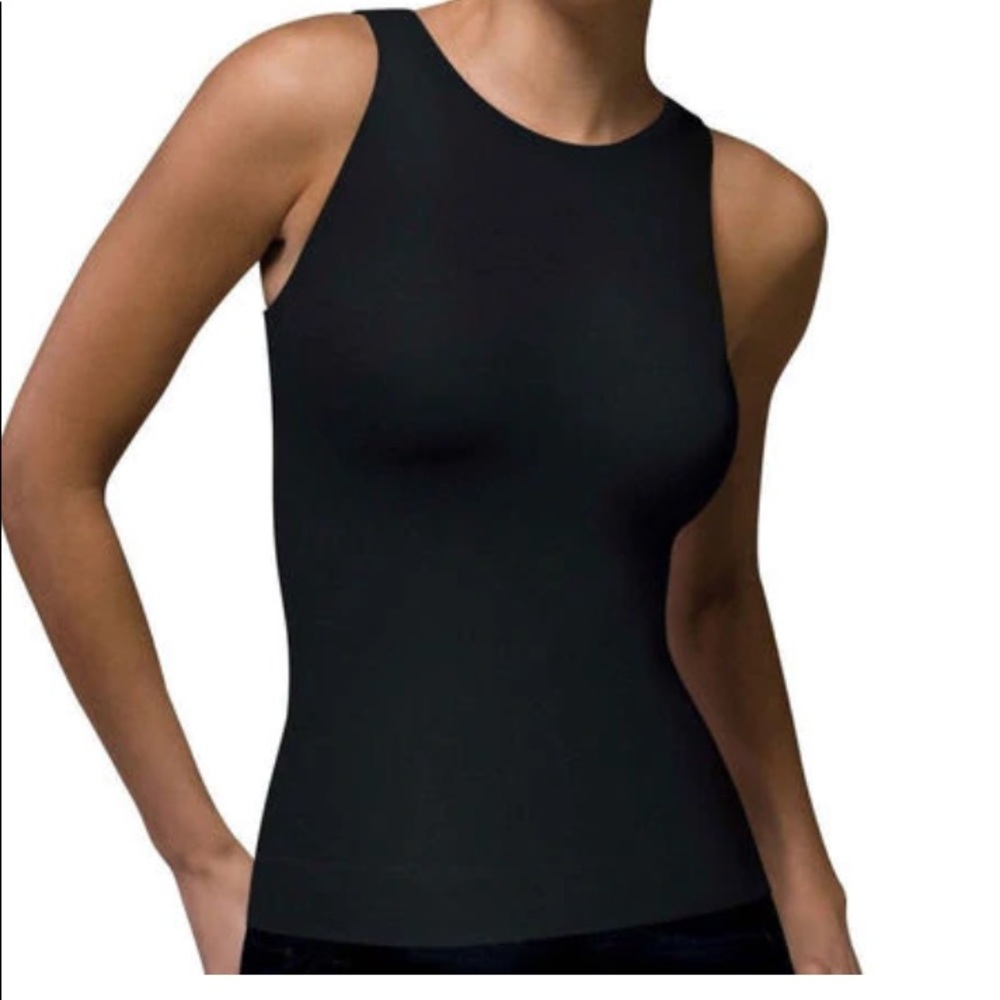 Spanx on Top and in Control Sleeveless Top M NWOT